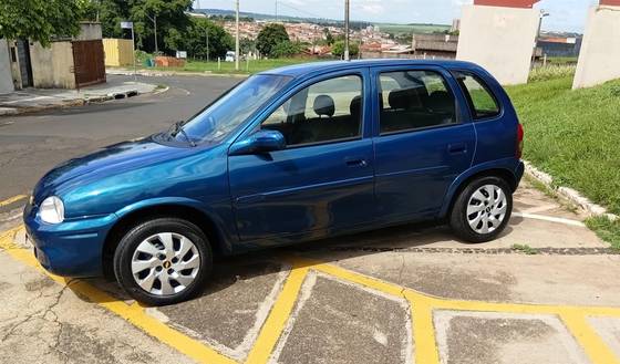 CHEVROLET CORSA 1.0 MPFI MILENIUM 8V GASOLINA 4P MANUAL
